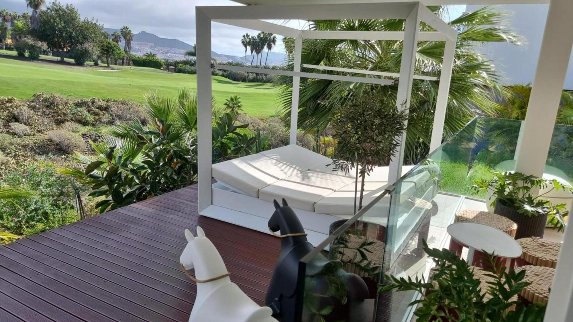 Luxury Villa Rebeka - Heated Pool And Jacuzzi Costa Adeje  Exterior photo